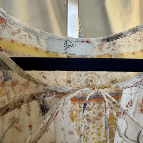 JOIE 100% Silk Beige Floral Boho
Peasant Sheer 3/4 Sleeve Blouse/Top (Size M) - Picture 4 of 9